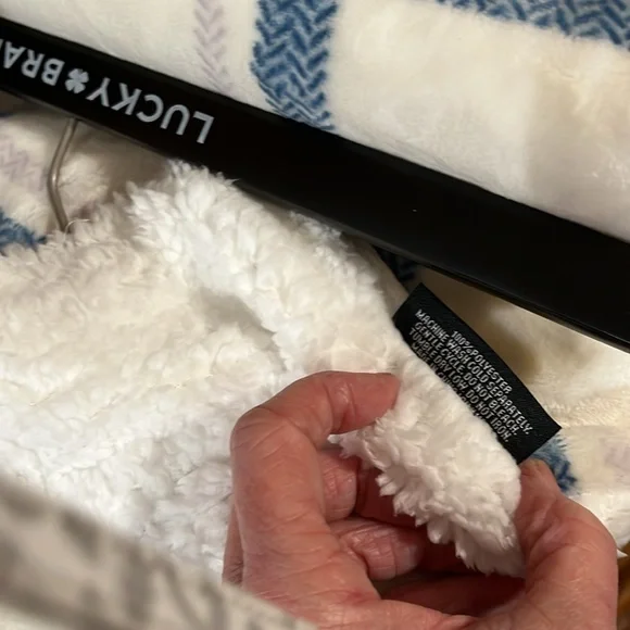 Lucky Brand Sherpa Plaid Cozy Plush Blanket Microfiber Throw for Luxurious - Picture 5 of 7